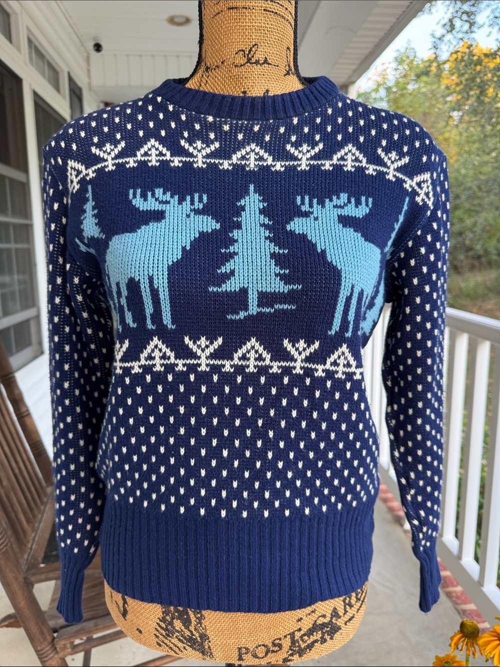 Vintage Jersild holiday sweater. Size small - see measurements below.
